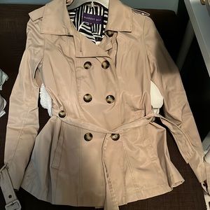 Madden girl trench coat. Small